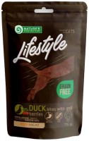 Купити корм для кішок Natures Protection Lifestyle Snack Duck Bite with Goji 75 g  за ціною від 129 грн.