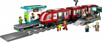 Купить конструктор Lego Downtown Streetcar and Station 60423  по цене от 3699 грн.