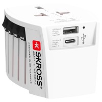 Купити зарядний пристрій Skross MUV USB World Adapter  за ціною від 1422 грн.