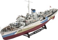 Купити збірна модель Revell Flower Class Corvette HMCS Snowberry (1:144)  за ціною від 2543 грн.