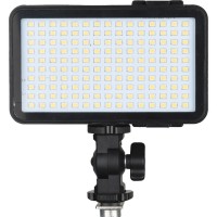 Купити фотоспалах Godox LED-M150  за ціною від 1953 грн.