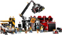 Купити конструктор Lego Scrapyard with Cars 60472  за ціною від 2896 грн.