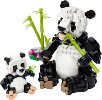 Купити конструктор Lego Wild Animals Panda Family 31165  за ціною від 1641 грн.