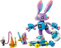 Купить конструктор Lego Izzie and Bunchurro the Gaming Bunny 71490  по цене от 677 грн.