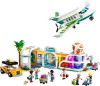 Купить конструктор Lego Heartlake City Airport and Airplane 42656  по цене от 4149 грн.