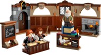 Купити конструктор Lego Hogwarts Castle Charms Class 76442  за ціною від 826 грн.