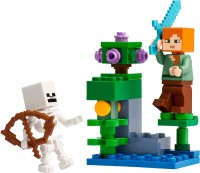 Купити конструктор Lego The Lush Cave Fight 30705  за ціною від 128 грн.