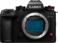 Купити фотоапарат Panasonic Lumix DC-S1R II body 