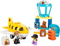 Купити конструктор Lego First Time at the Airport 10443 за ціною від 934 грн.