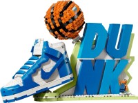 Купити конструктор Lego Nike Dunk 43008 за ціною від 7999 грн.