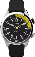 Купити наручний годинник Timex Waterbury Dive TW2V73400 за ціною від 4650 грн.