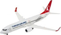 Купить збірна модель Revell Boeing 737-800 Turkish Airlines (1:144): цена от 2040 грн.