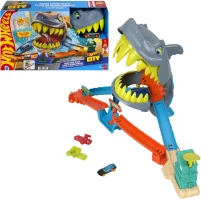 Купить автотрек / залізниця Hot Wheels City Shark Chomp Beach JHL96: цена от 2299 грн.