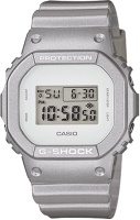 Купить наручний годинник Casio G-Shock DW-5600SG-7: цена от 6870 грн.