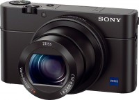 Купити фотоапарат Sony RX100 III  за ціною від 22890 грн.