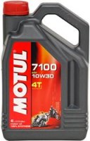 Купить моторное масло Motul 7100 4T 10W-30 4L  по цене от 2513 грн.