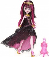 Купити лялька Monster High 13 Wishes Draculaura Y7703  за ціною від 4250 грн.