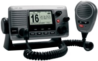 Купити рація Garmin VHF 200i за ціною від 18540 грн.