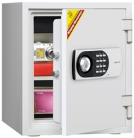 Купити сейф Diplomat 125 EK за ціною від 10560 грн.