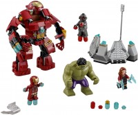 Купити конструктор Lego The Hulk Buster Smash 76031  за ціною від 6999 грн.