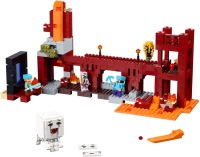 Купити конструктор Lego The Nether Fortress 21122  за ціною від 10363 грн.