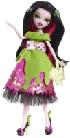 Купить кукла Monster High Scary Tales Draculaura X4484: цена от 4999 грн.