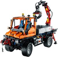 Купить конструктор Lego Mercedes-Benz Unimog U 400 8110: цена от 32172 грн.