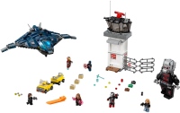 Купити конструктор Lego Super Hero Airport Battle 76051  за ціною від 14999 грн.