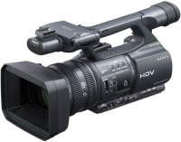 Купить видеокамера Sony HDR-FX1000E  по цене от 44226 грн.