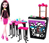 Купити лялька Monster High Beast Bites Cafe Draculaura DNP33  за ціною від 1199 грн.