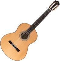 Купити гітара Admira A10  за ціною від 27730 грн.