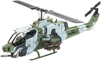 Купить сборная модель Revell Bell AH-1W SuperCobra (1:48)  по цене от 1321 грн.