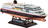 Купить сборная модель Revell MS Trollfjord (1:1200)  по цене от 167 грн.