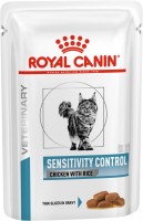 Купити корм для кішок Royal Canin Sensitivity Control Gravy Pouch 12 pcs  за ціною від 464 грн.