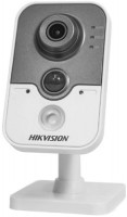 Купить камера видеонаблюдения Hikvision DS-2CD2422FWD-IW  по цене от 3132 грн.